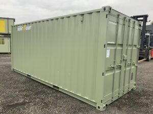 insulated 20' container & electrics