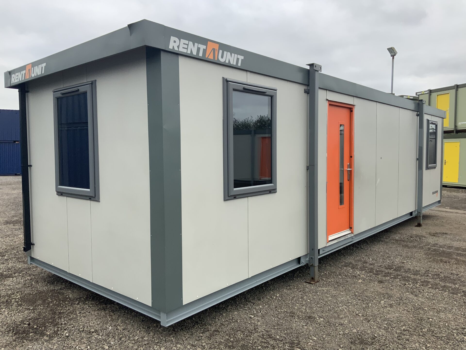 32ft Jack-Leg Portable Office Building